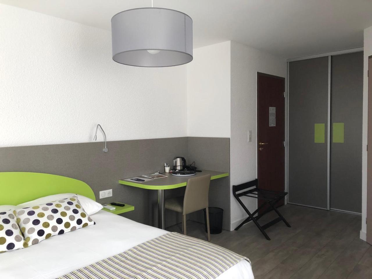 Les Tilleuls Montbeliard Sud Audincourt ภายนอก รูปภาพ
