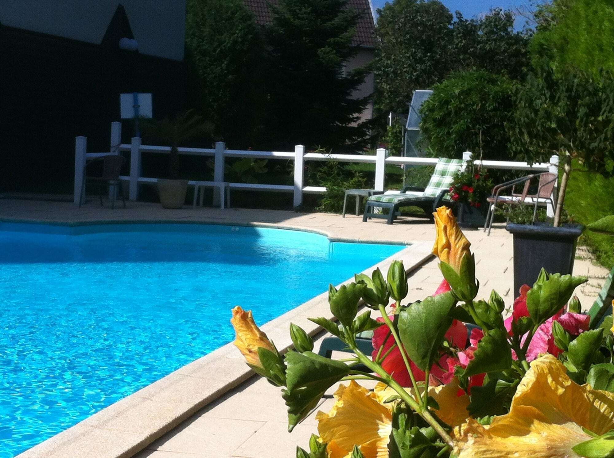 Les Tilleuls Montbeliard Sud Audincourt ภายนอก รูปภาพ
