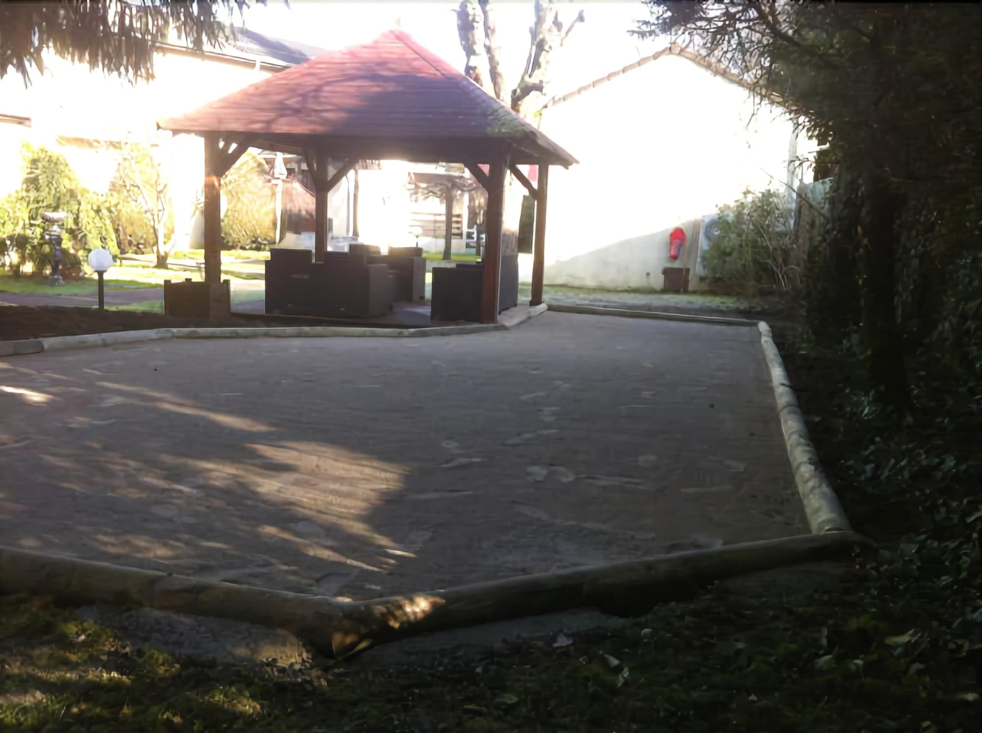 Les Tilleuls Montbeliard Sud Audincourt ภายนอก รูปภาพ